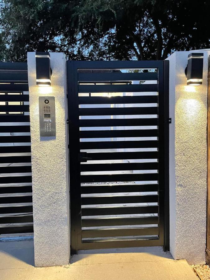 Gated Private House With Own Parking Sherman Oaks Los Angeles Exteriör bild