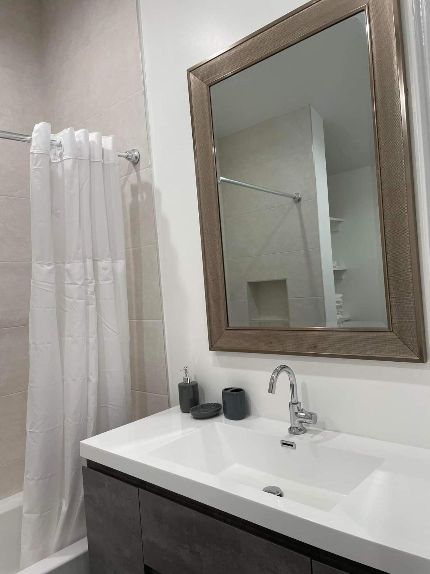 Gated Private House With Own Parking Sherman Oaks Los Angeles Exteriör bild